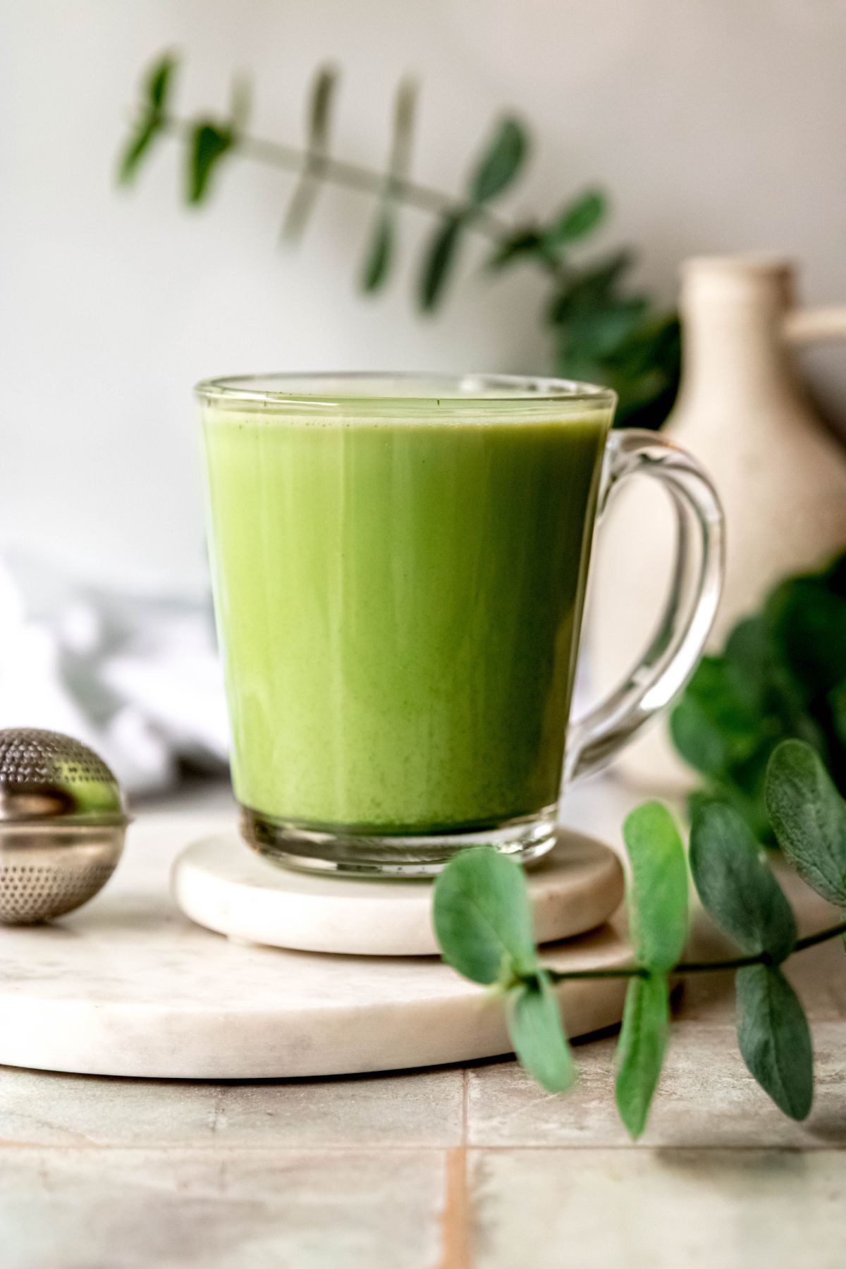 Customizable Matcha Latte: Sweetened, Unsweetened & Twists